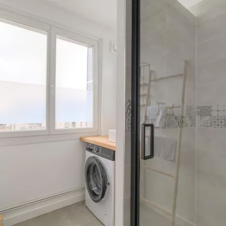 Les Sables, 6 Personnes * Villefranche-sur-Saone
